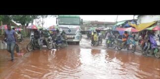L’État des routes à Douala