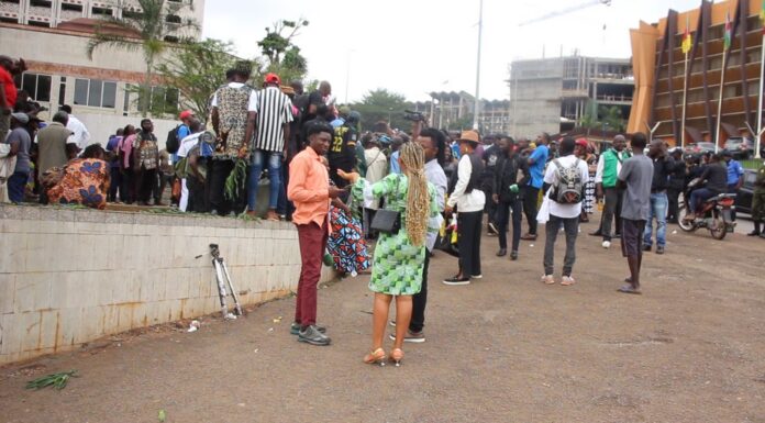 La SONACAM offre 27000 francs cfa aux artistes