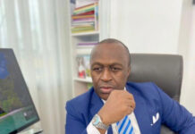 𝐂𝐨𝐧𝐬𝐭𝐲 𝐄𝐤𝐚 𝐧𝐨𝐮𝐬 𝐚 𝐪𝐮𝐢𝐭𝐭𝐞́𝐬