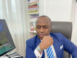 𝐂𝐨𝐧𝐬𝐭𝐲 𝐄𝐤𝐚 𝐧𝐨𝐮𝐬 𝐚 𝐪𝐮𝐢𝐭𝐭𝐞́𝐬