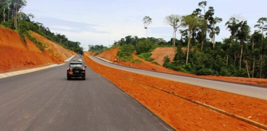 Logmbon : Sous la menace de l’autoroute
