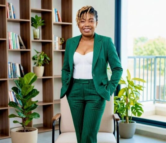 Entrepreneuriat et leadership feminin en Afrique : Glob’Media réalise un entretien avec Amédée S N KPOZE-ATTOLOU, juriste en Droit des Affaires