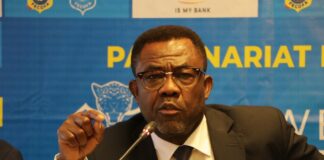 CAF : Véron Mosengo-Omba claque la porte, un séisme au sommet du football africain