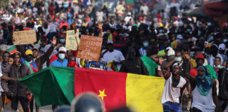 Crise anglophone : Yaoundé sous pression