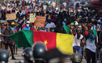 Crise anglophone : Yaoundé sous pression