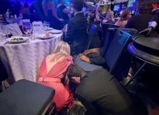 TENTATIVE D’ASSASSINAT AU DÎNER DES CORRESPONDANTS : Donald Trump évacué, un suspect arrêté