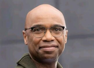 MERCEDES-BENZ : UN CAMEROUNAIS AUX COMMANDES DU FUTUR