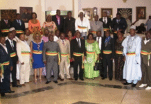 Cameroun : Décentralisation sous tutelle, Dans les normes, la décentralisation doit être exercée par la base. Mais, le modèle camerounais consacre plutôt une décentralisation administrée par le sommet.