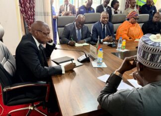 Visite du Ministre la Santé Publique dans les programmes et projets du Minsanté : Le Dr Malachie MANAOUDA évalue l’état d’avancement des projets