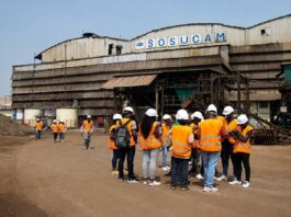 L’AGONIE D’UNE MÈRE FACE AUX FOSSOYEURS DE L’ÉCONOMIE : LE CRI DU CŒUR QUI FAIT TREMBLER LE HAUT-NKAM