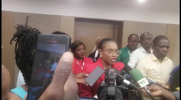 For Us By Us : Quand le Made in Cameroon veut conquérir les marchés internationaux à Douala.
