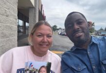 Portrait : Philiace Tamko, ce jeune camerounais bénévole aux régionales québécoises qui rêve de politique
