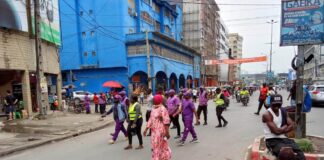 Métamorphose à Akwa : La « Douche municipale » fait peau neuve