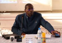 Dr Roger Mbassa Ndine face à plus de 2 000 jeunes : Des réalisations qui parlent, des bénéficiaires qui témoignent.